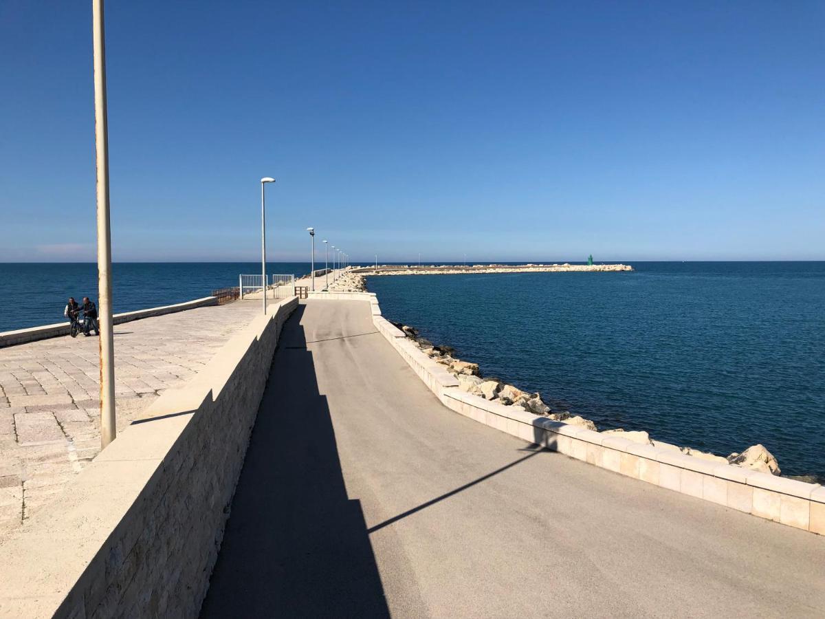 Bed and Breakfast Acqua Cotta Trani Exterior foto
